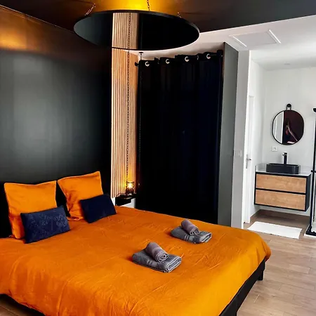 Boudoir Margot - Luxury Balneo Vichy